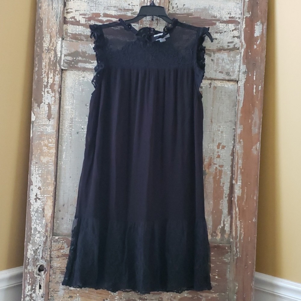 Women's Velvet brand Black Lace Dress